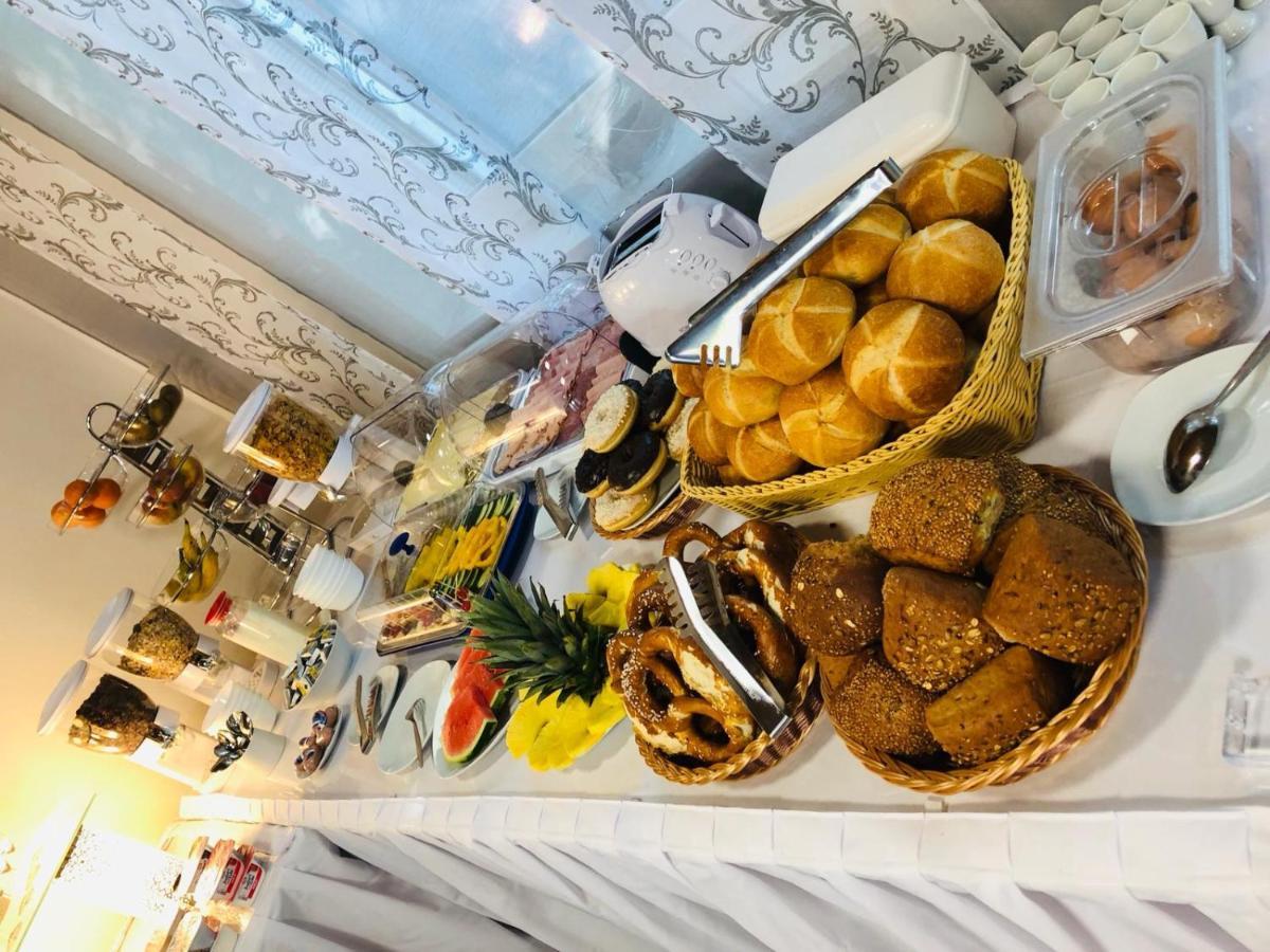 Aparthotel Бад Абах Екстериор снимка