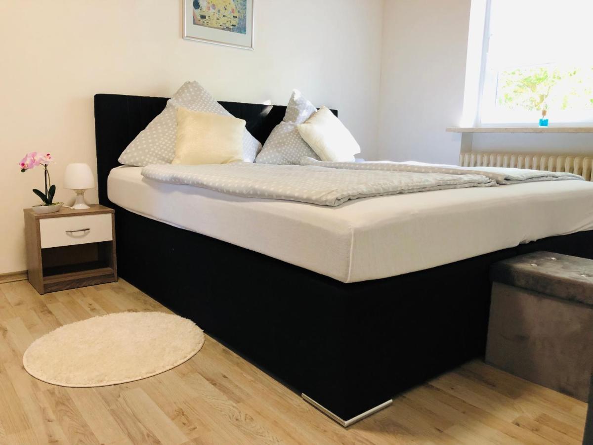 Aparthotel Бад Абах Стая снимка