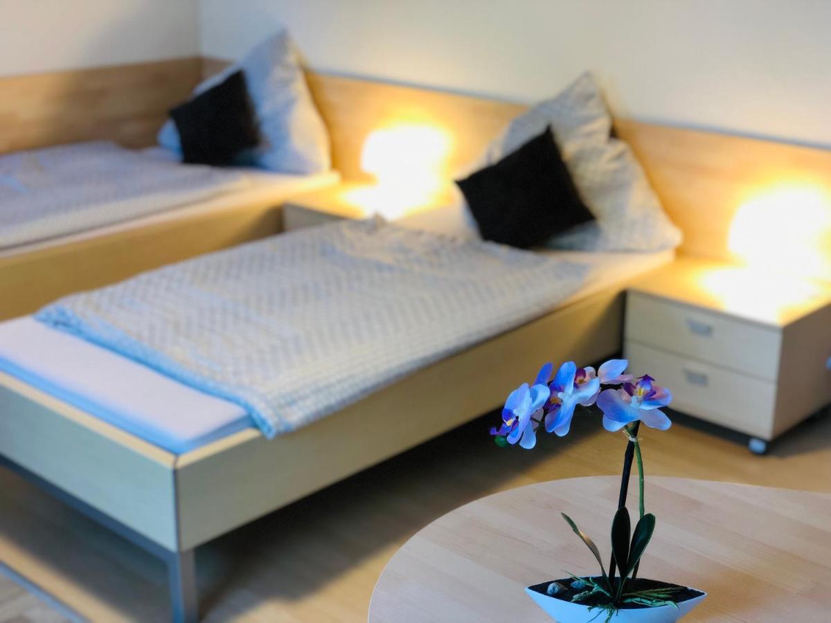 Aparthotel Бад Абах Екстериор снимка