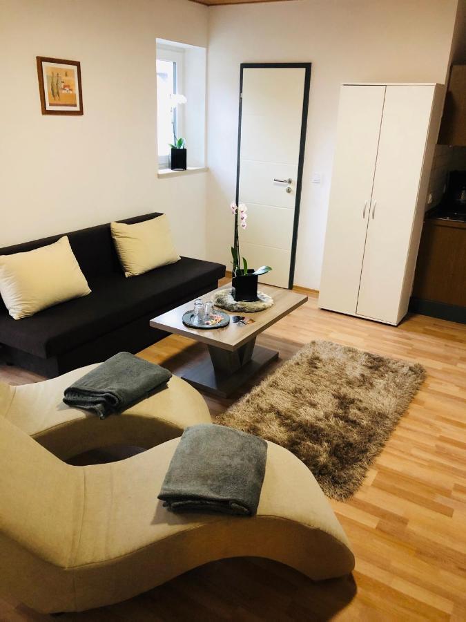 Aparthotel Бад Абах Екстериор снимка